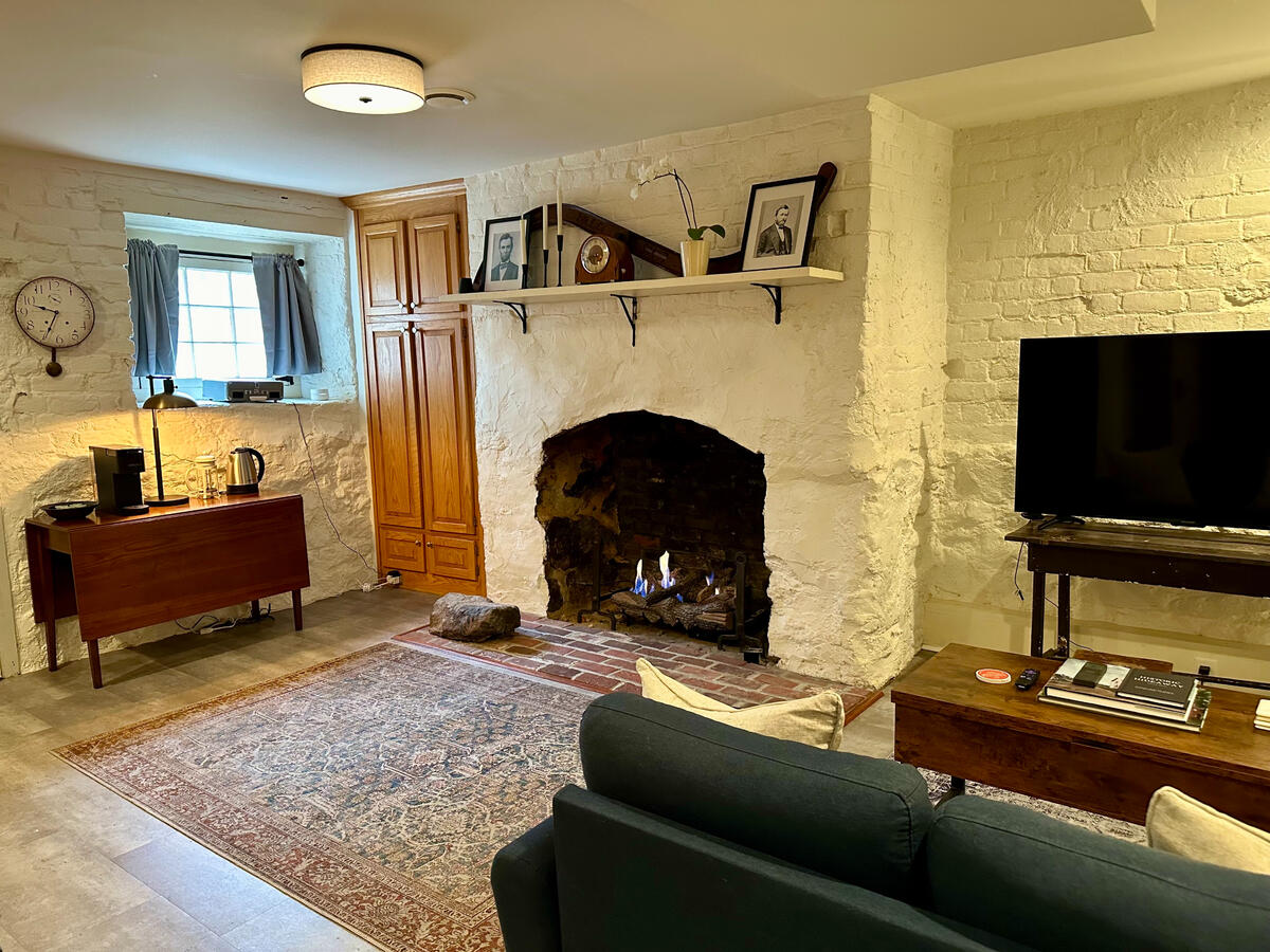 Living Room / Eating Space